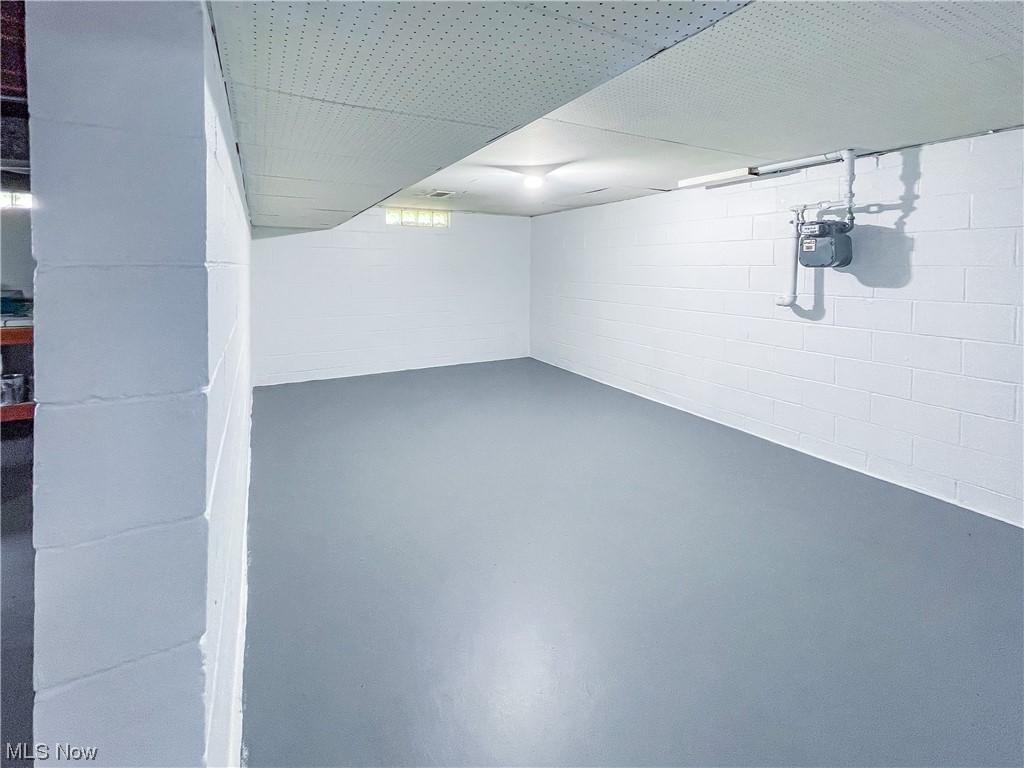 Metropolitan Savings And Loan - Residential