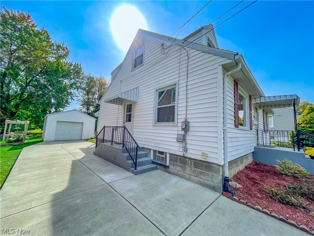 Metropolitan Savings And Loan - Residential