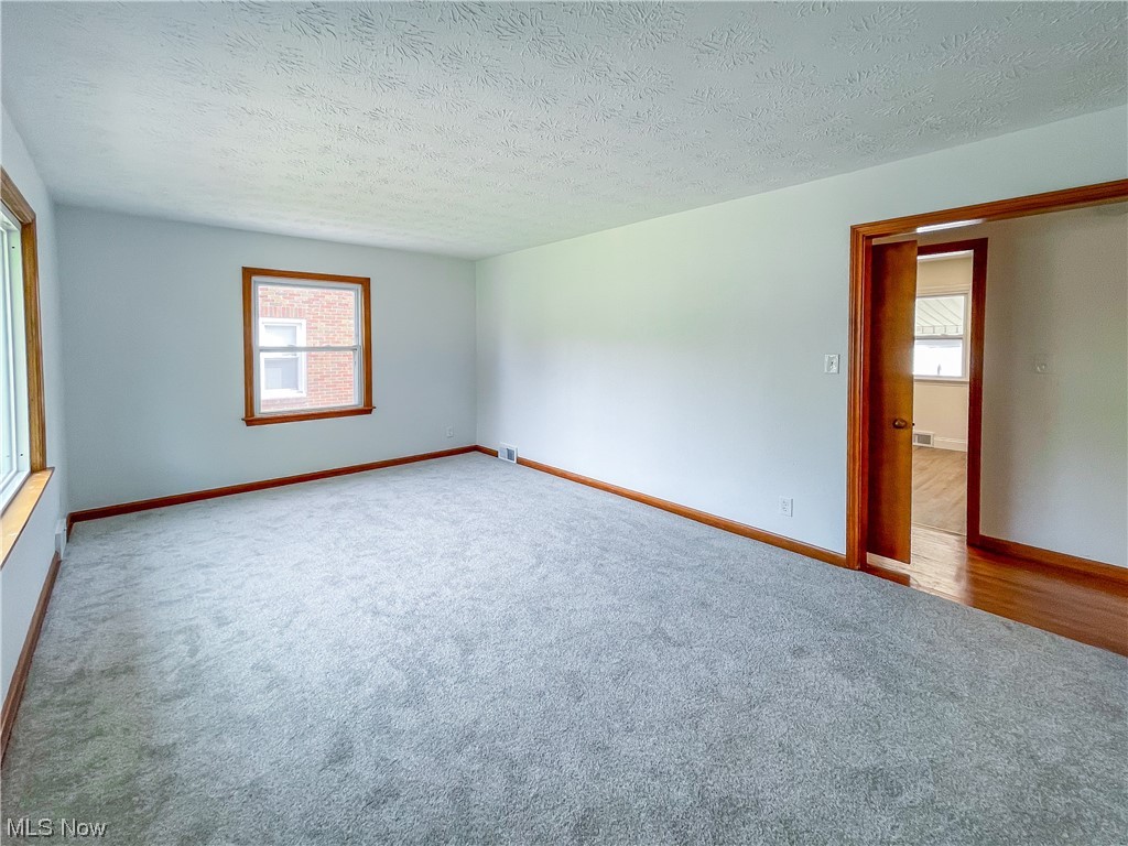 Metropolitan Savings And Loan - Residential