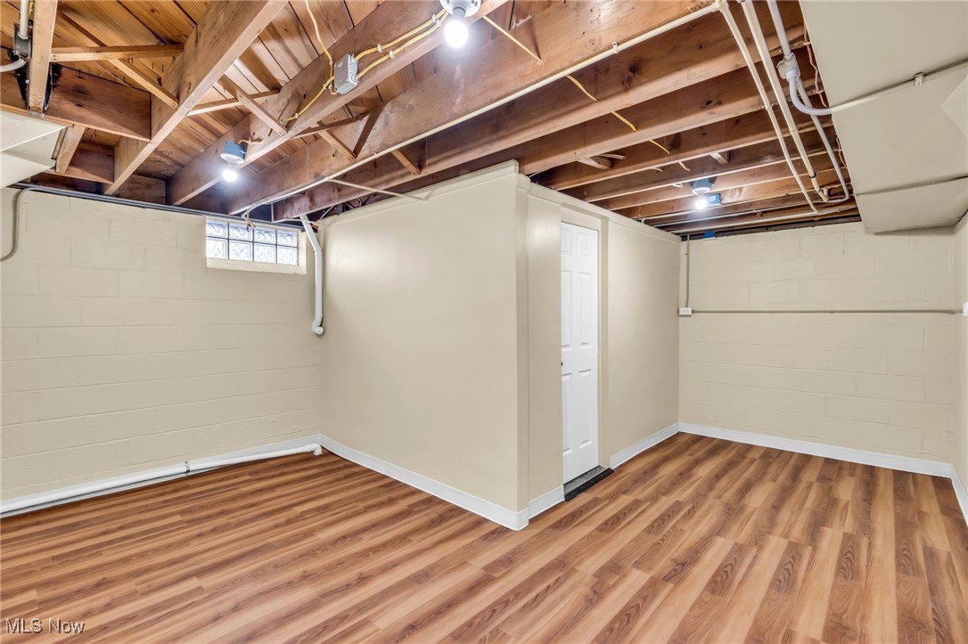 Settlement Acres Drive 03 - Residential