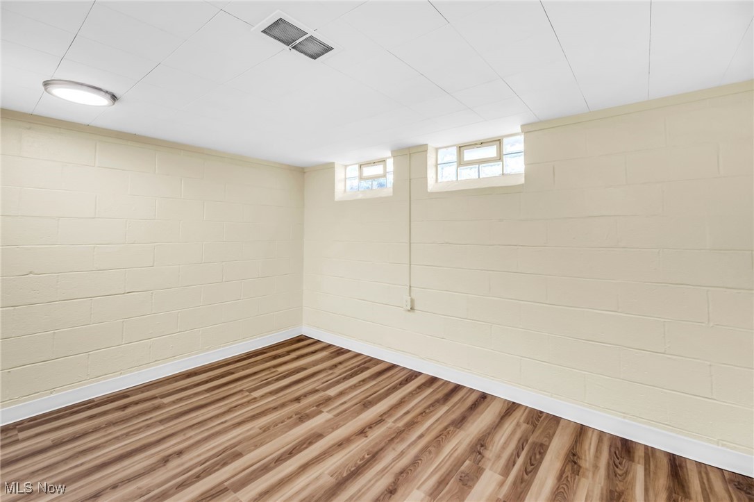 Settlement Acres Drive 03 - Residential