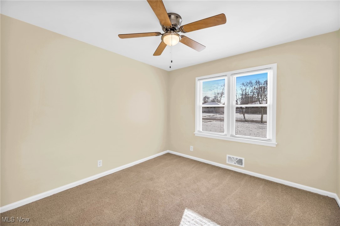 Settlement Acres Drive 03 - Residential