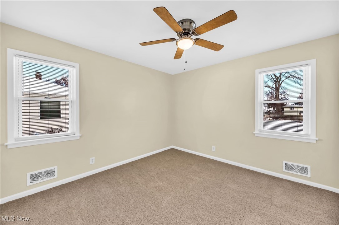 Settlement Acres Drive 03 - Residential