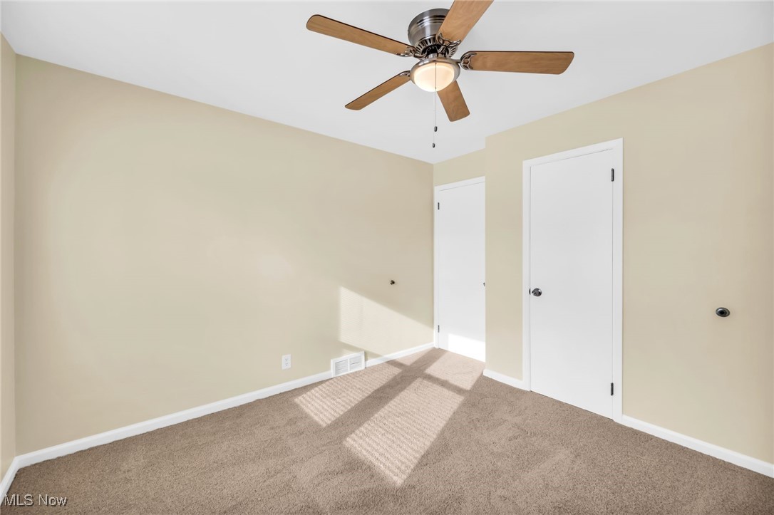 Settlement Acres Drive 03 - Residential