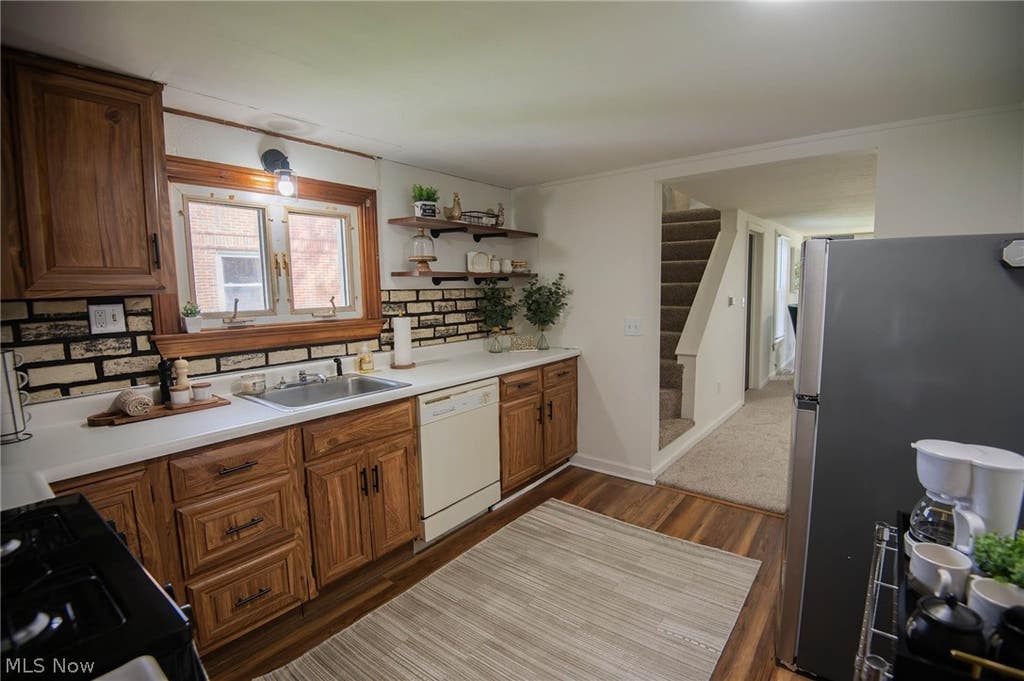 Photo of 1528 Stepney Street, Niles, OH 44446 (MLS # 5225719)