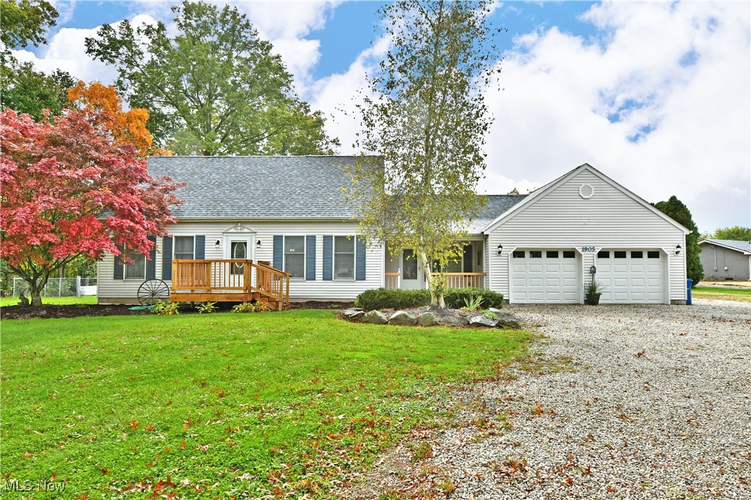 1905 Lyntz Townline Road, Warren, Ohio image 1