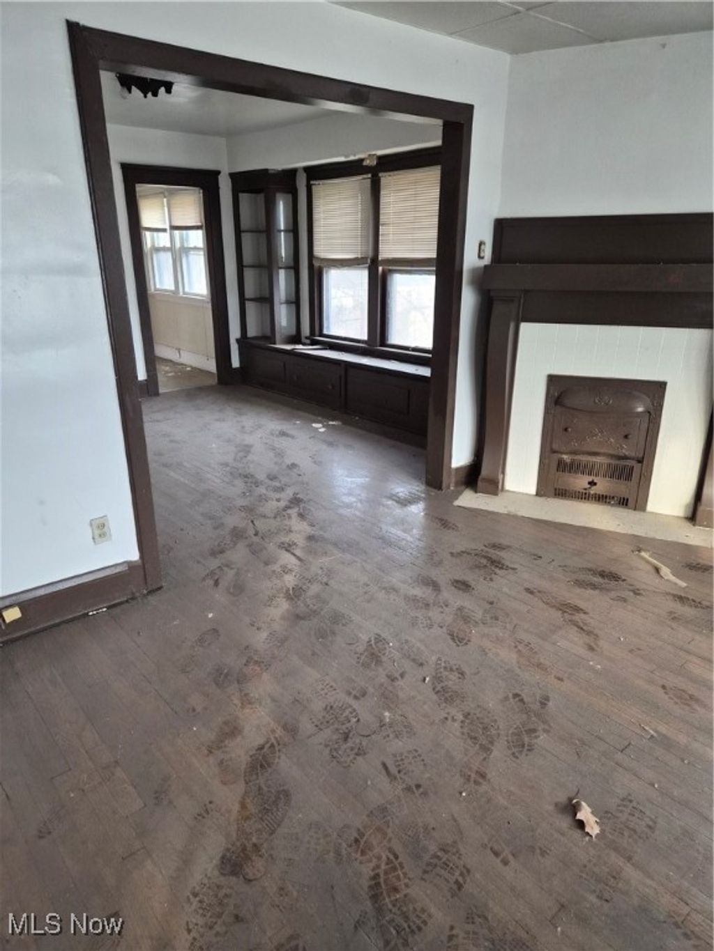 Photo of 13501 Milan Avenue, East Cleveland, OH 44112 (MLS # 5178532)