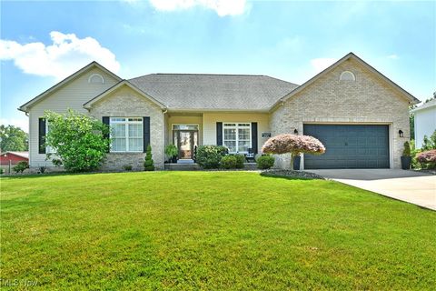 257 Country Club Drive SE Warren OH 44484