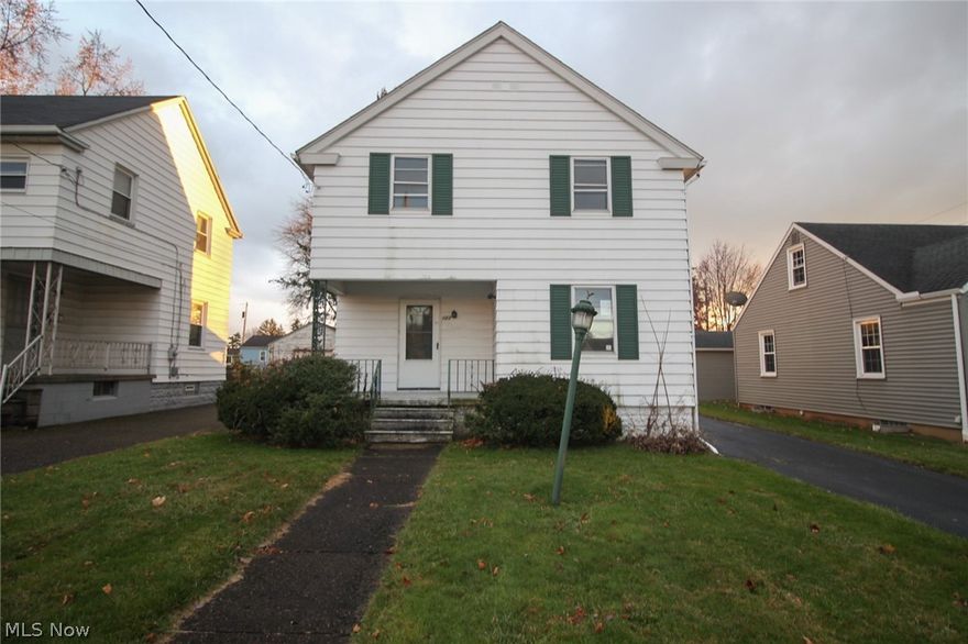 Don't regret missing the DEAL of the year!!!! ONLY $64,900.Check out this 3 bedroom 2 bath colonial in Struthers. The first floor features an updated kitchen, Formal dining room, spacious family room and even a full bath!! Upstairs you'll find three great bedrooms and an additional full bath just waiting for some updates!! Other features include a full basement, A/C and a covered patio! This is a MUST buy! Not very much left to do!!! Call today for a showing!