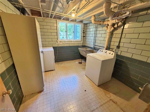 Tiny photo for 5022 Lawndale Street NW, Canton, OH 44708 (MLS # 5221833)