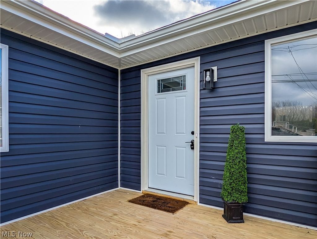 Photo of 524 Ohio Avenue, Ravenna, OH 44266 (MLS # 5191609)