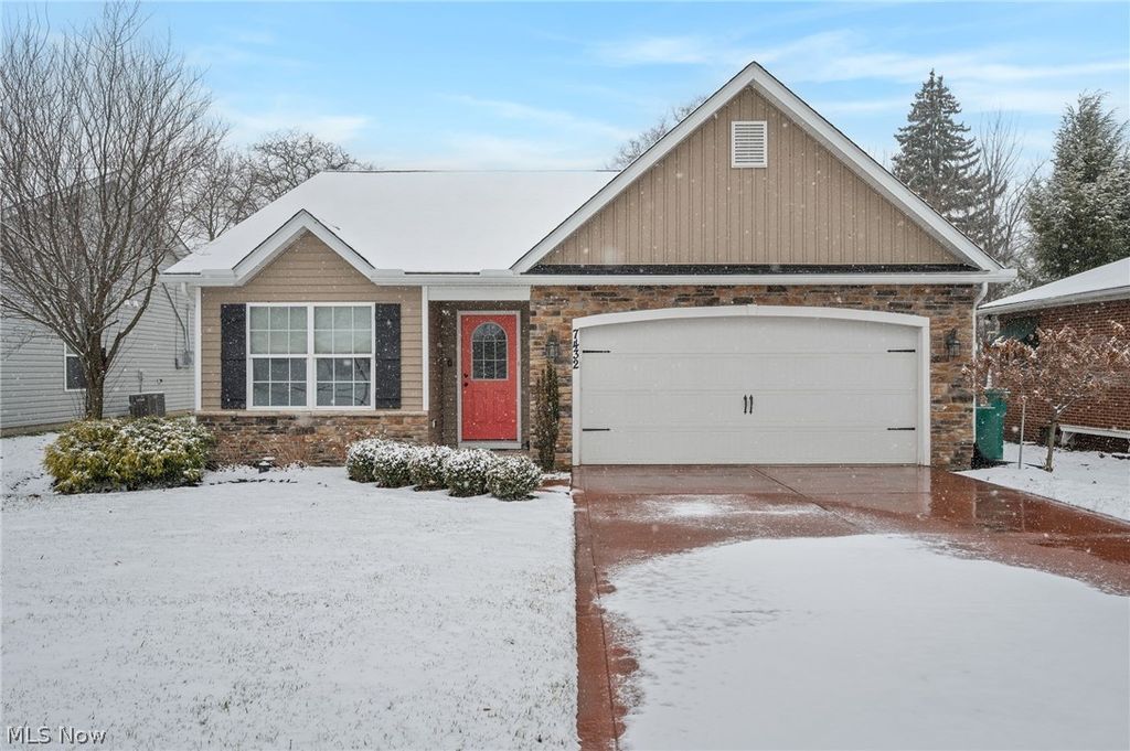 Photo of 7432 Presley Avenue, Mentor, OH 44060 (MLS # 5186089)