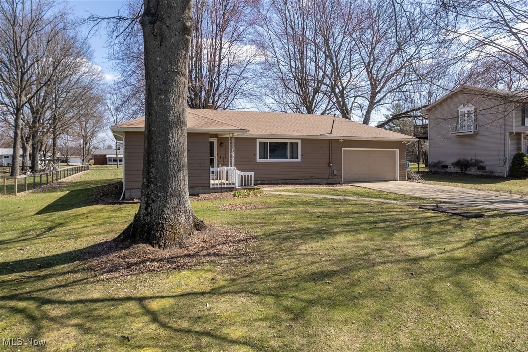 2583 Action Drive, Barberton, Ohio image 4