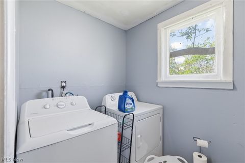 Tiny photo for 604 W 4th Street, Mansfield, OH 44906 (MLS # 5203410)