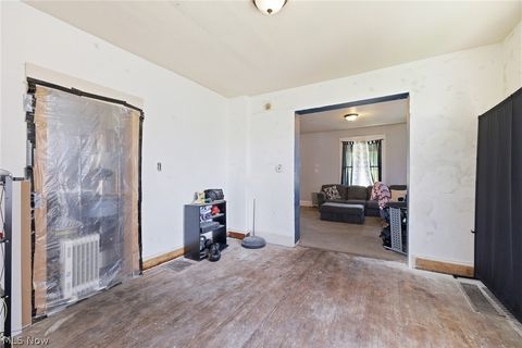 Tiny photo for 604 W 4th Street, Mansfield, OH 44906 (MLS # 5203410)