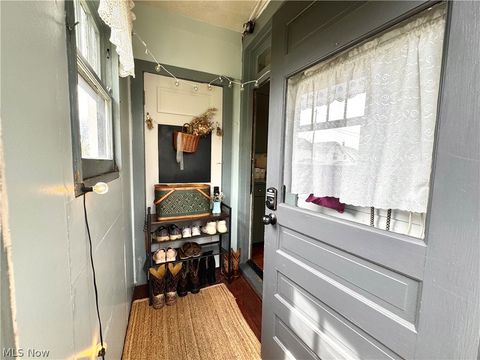 Tiny photo for 134 Roslyn Avenue NW, Canton, OH 44708 (MLS # 5203287)