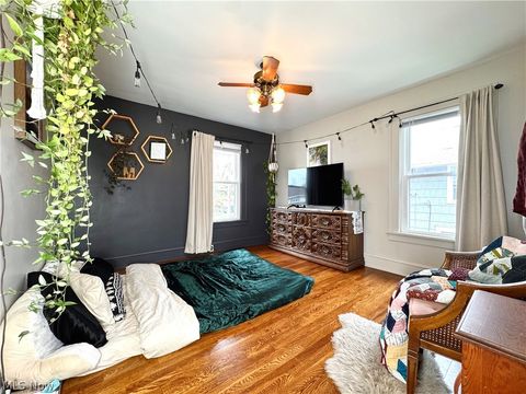 Tiny photo for 134 Roslyn Avenue NW, Canton, OH 44708 (MLS # 5203287)