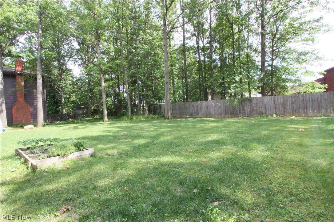 New England Estates 03 - Residential