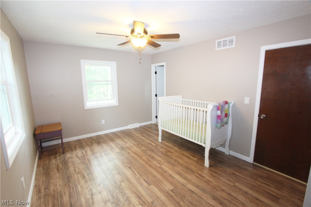 New England Estates 03 - Residential