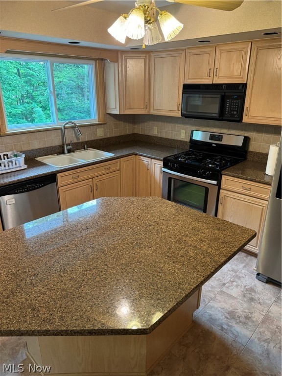 Brookewood #7 - Residential