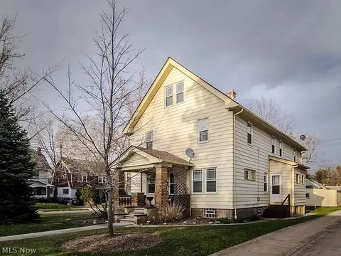 Photo for 1551 Maple Road