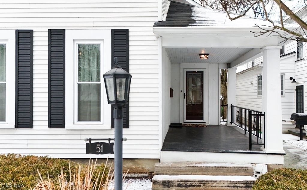 Chagrin Falls, Ohio 44022, United States, 3 Bedrooms Bedrooms, ,3 BathroomsBathrooms,Residential,Active,5617