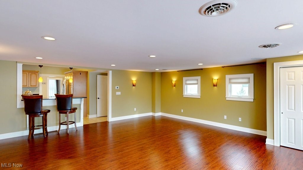 Chagrin Falls, Ohio 44022, United States, 3 Bedrooms Bedrooms, ,3 BathroomsBathrooms,Residential,Active,5617