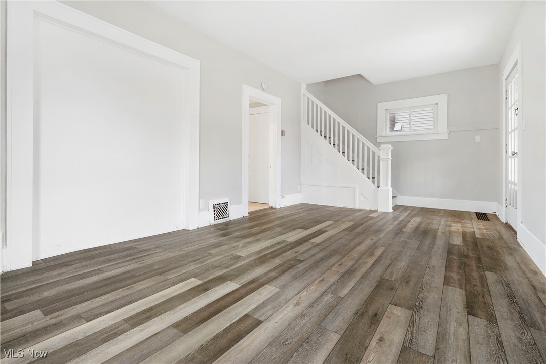 Canton - Residential Income