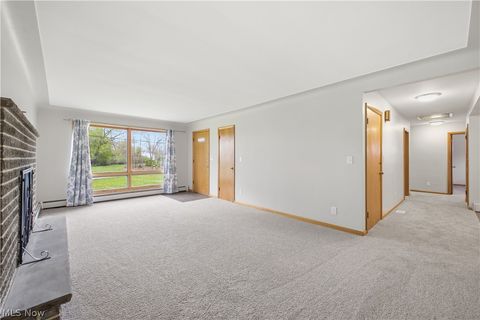 Tiny photo for 10121 Springfield Road, Poland, OH 44514 (MLS # 5202573)