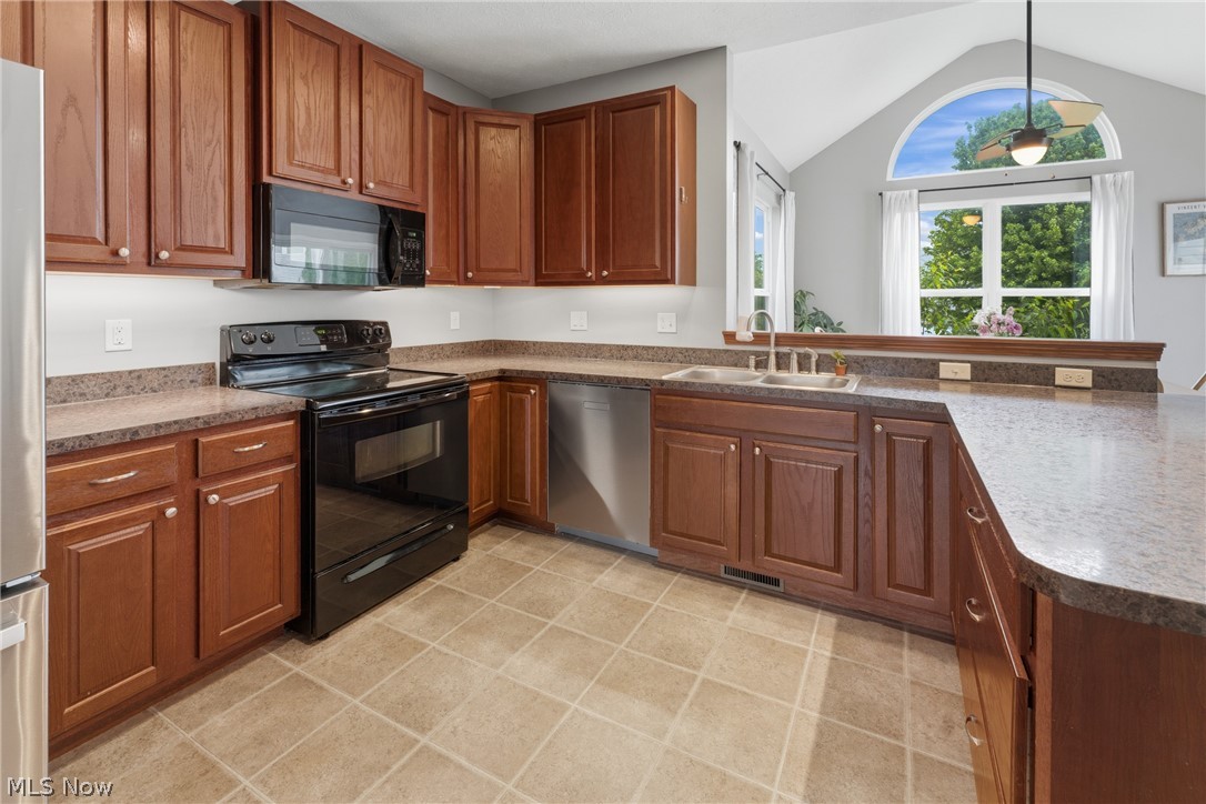 Tiberon Trace - Residential
