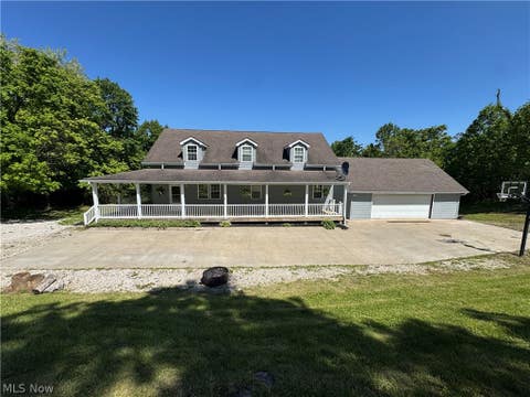 Homes For Sale - 445 Calder Ridge Road<br/> Belpre, OH 45714
