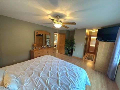 Tiny photo for 919 Glenview Drive, Huron, OH 44839 (MLS # 5191077)