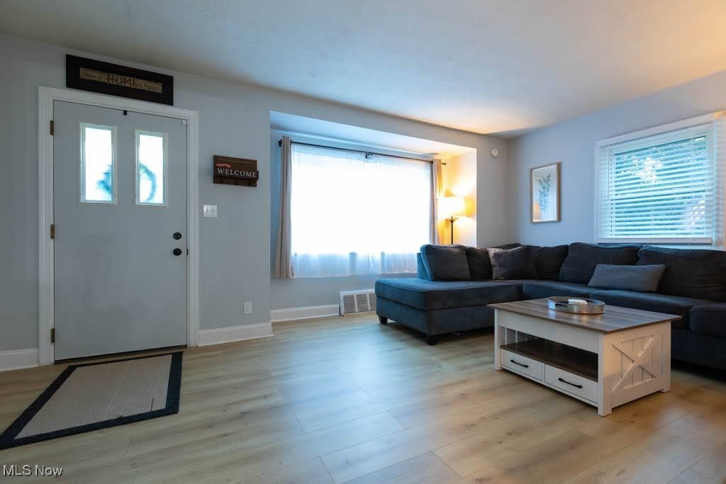 619 Woodside Drive