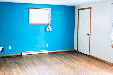 Tiny photo for 513 Queen Street, Minerva, OH 44657 (MLS # 5179634)