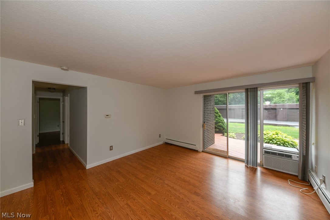 Sagamore East Condo - Residential