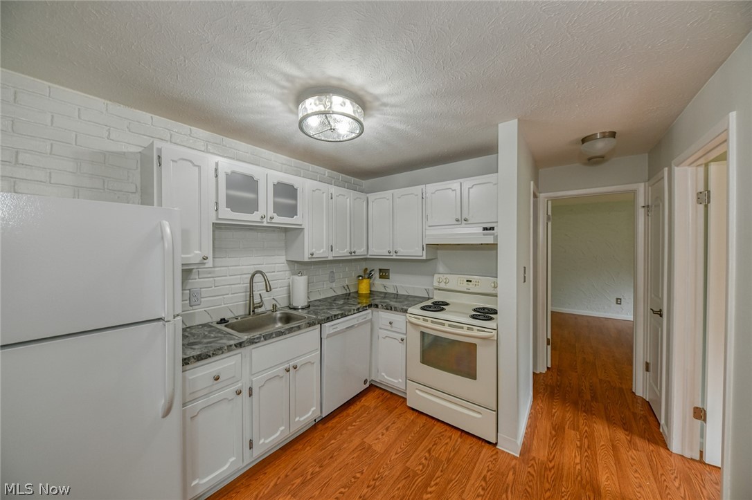 Sagamore East Condo - Residential