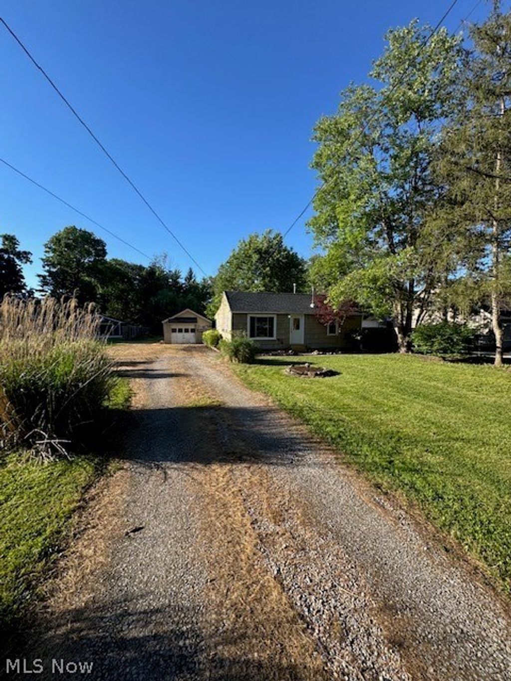 Photo of 12484 Jackson Drive, Burton, OH 44021 (MLS # 5220831)