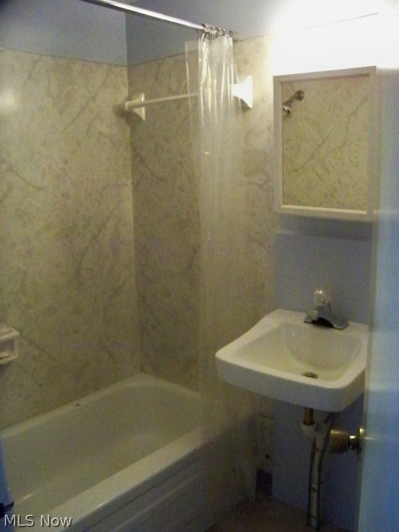 Lake Aquilla - Residential Lease