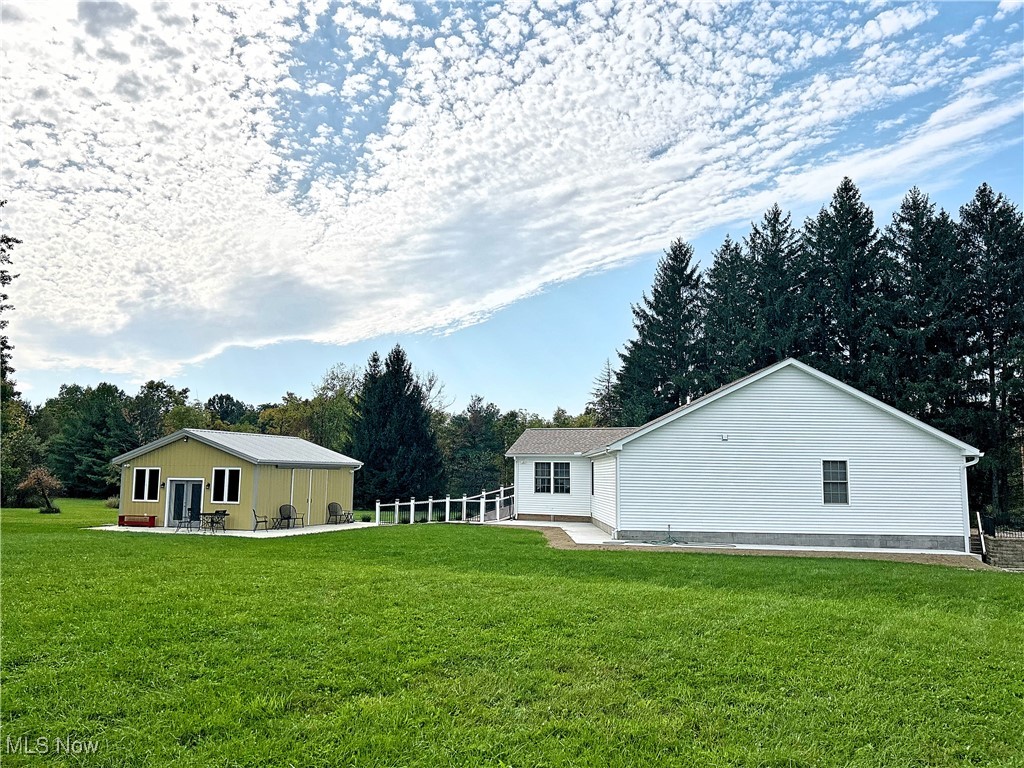 1050 S County Line Road, Geneva, Ohio image 7