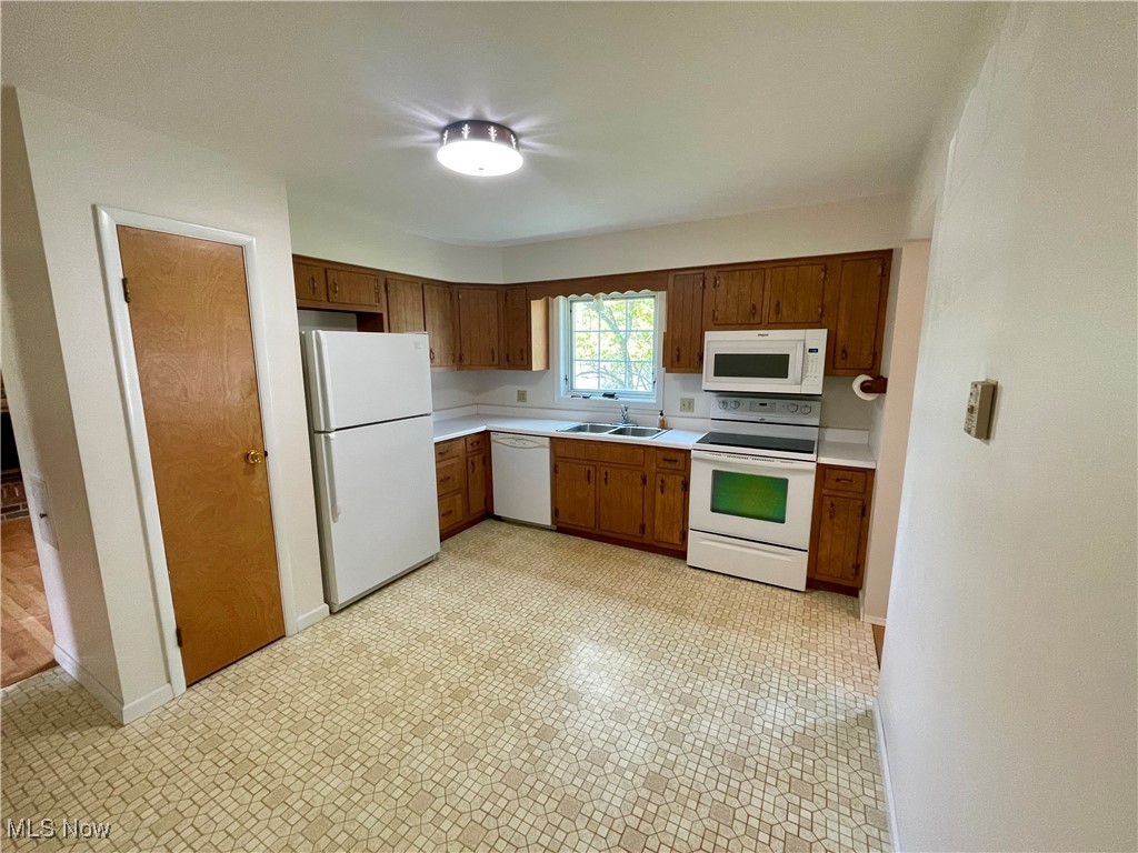180 Atterbury Boulevard, Hudson, Ohio image 17