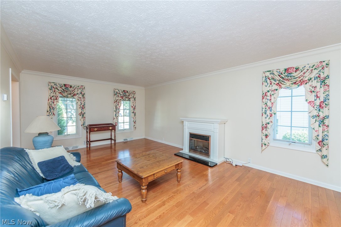 3703 Bradfords Gate