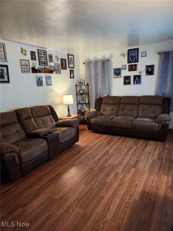 516 Bennett Street, Bridgeport, Ohio image 3