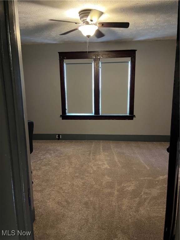 958 W Park Avenue, Niles, Ohio image 30