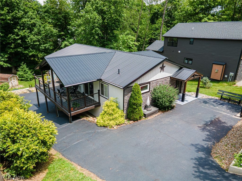 Photo of 229 Green Valley Drive, Howard, OH 43028 (MLS # 5218552)