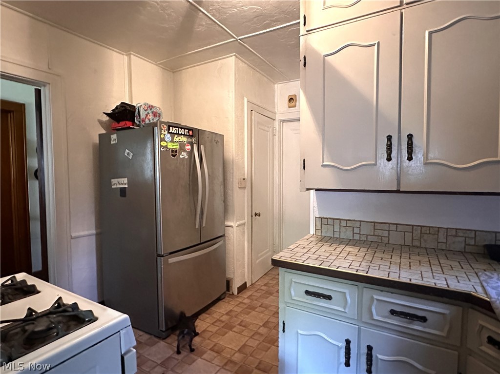 Howland Heights - Residential