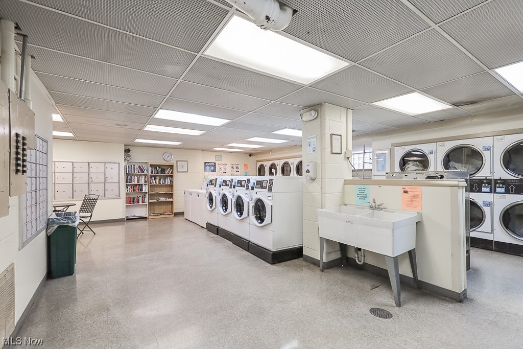 Lakehouse Condo - Residential