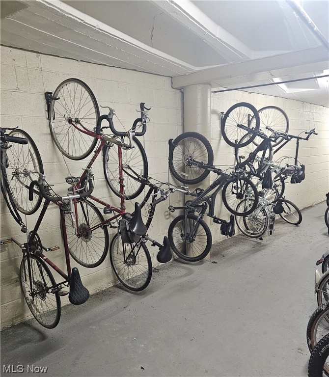 Lakehouse Condo - Residential