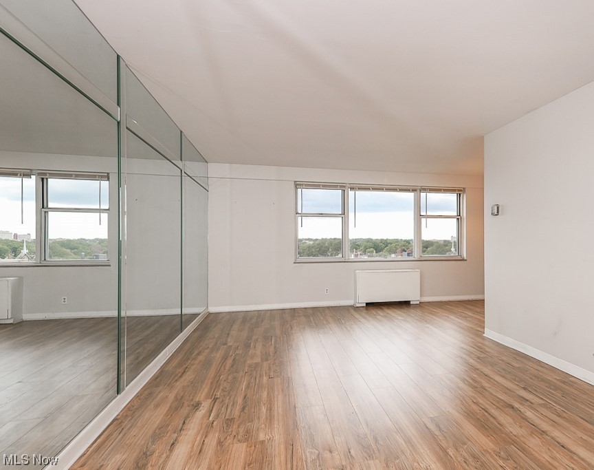 Lakehouse Condo - Residential