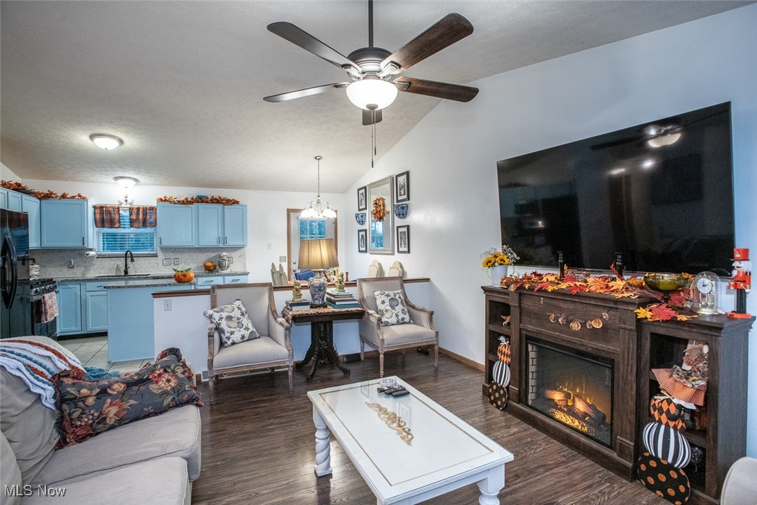 Westview Village Ph 03 - Residential