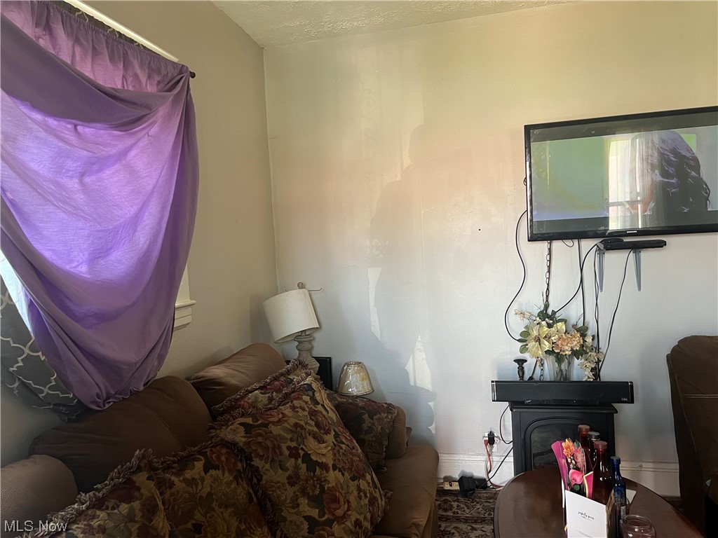 Caroline Mcilraths - Residential Income